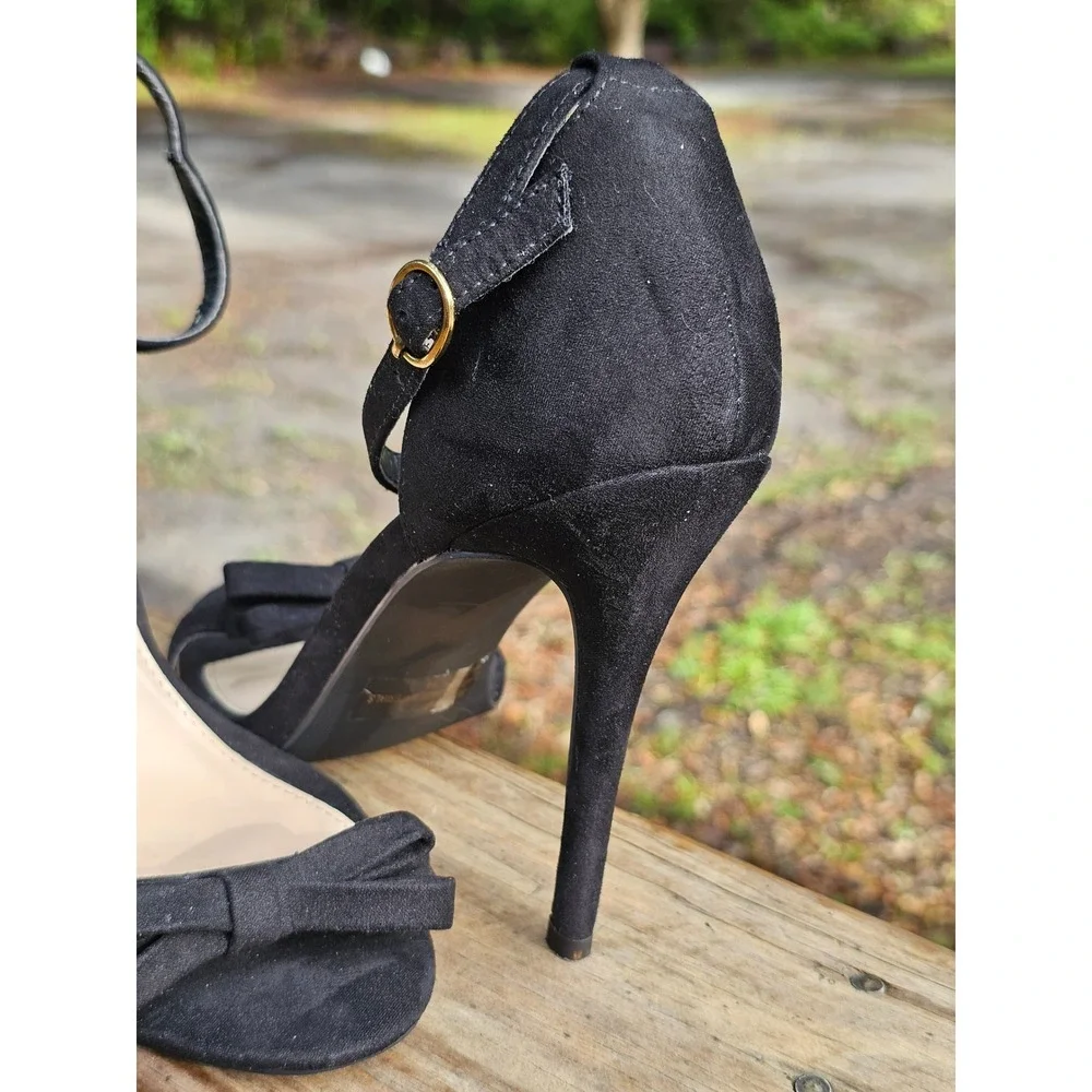 Qupid Womens Black Faux Suede Bow Ankle Strap Stiletto Heels Size 10